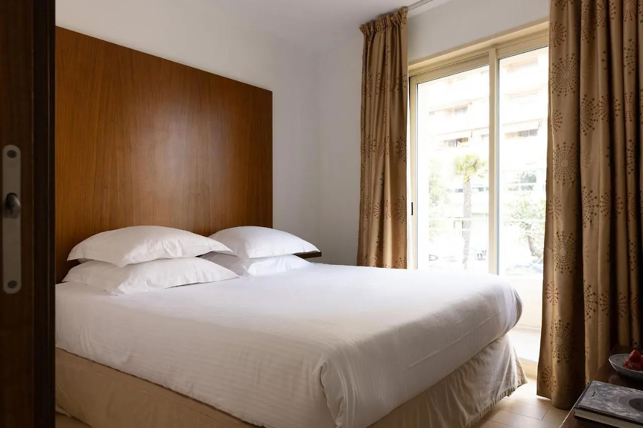 Hotel Royalmar Cagnes-sur-Mer 4*,