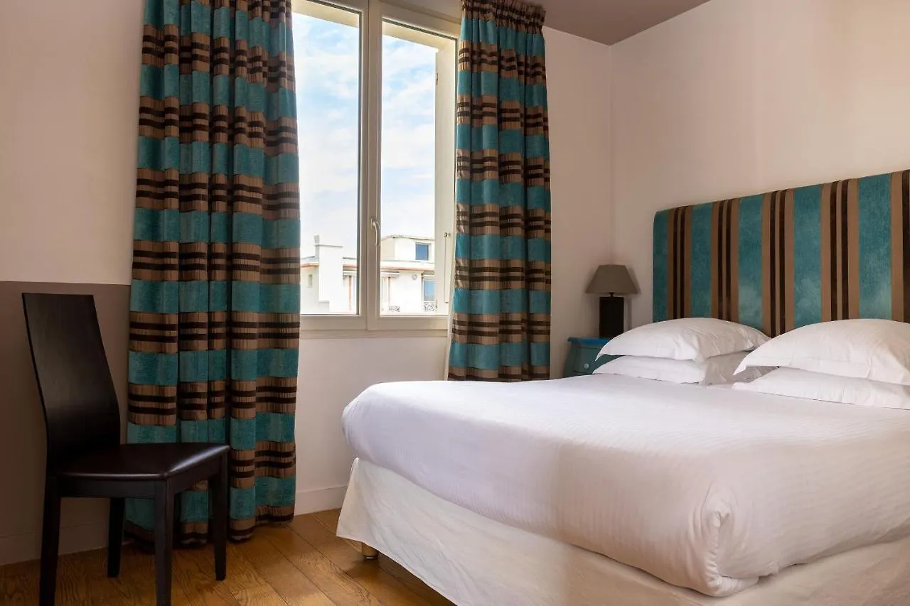 Hotel Royalmar Cagnes-sur-Mer 4*,  Francie