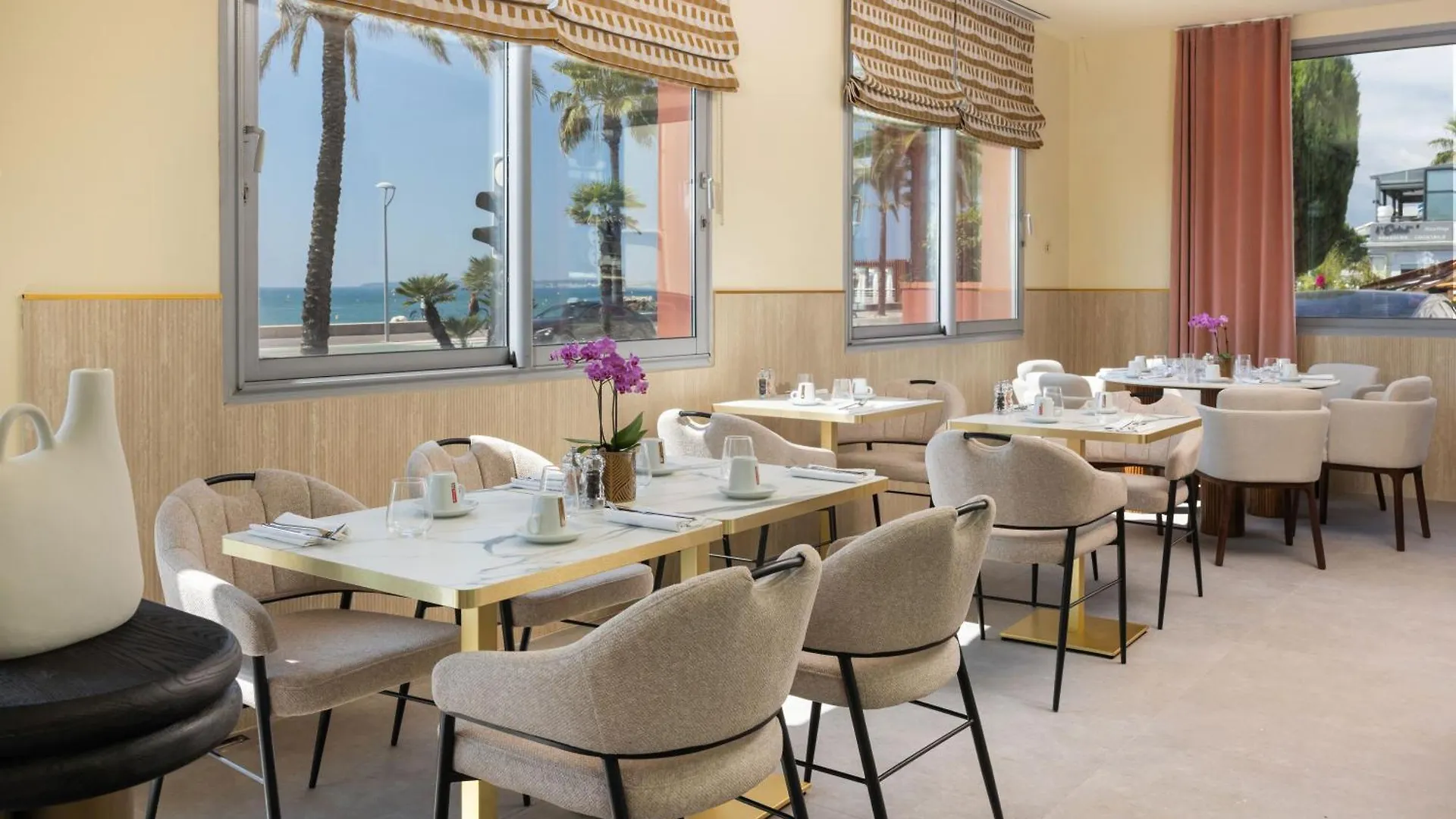 Appart'é Hôtel Cagnes-sur-Mer Hotel