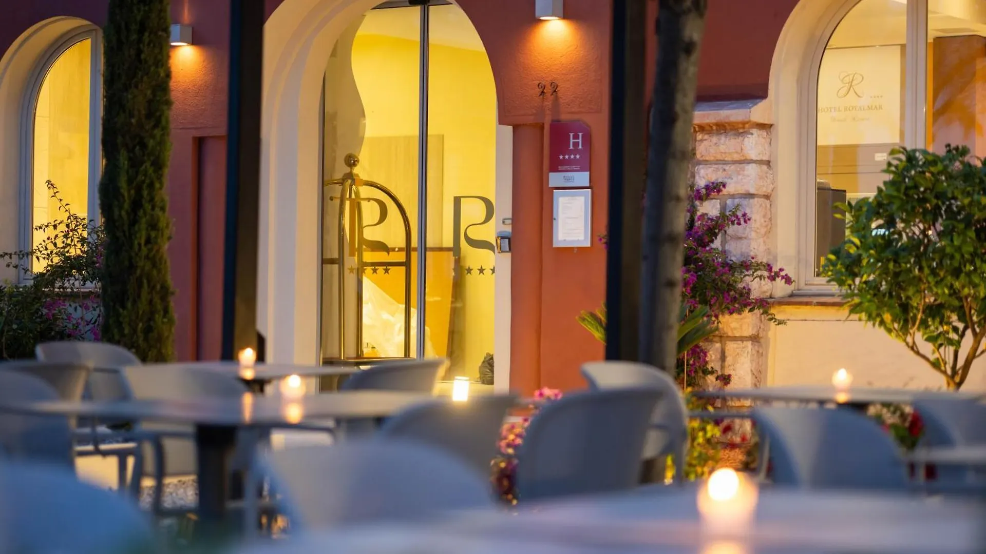 Appart'é Hôtel Cagnes-sur-Mer