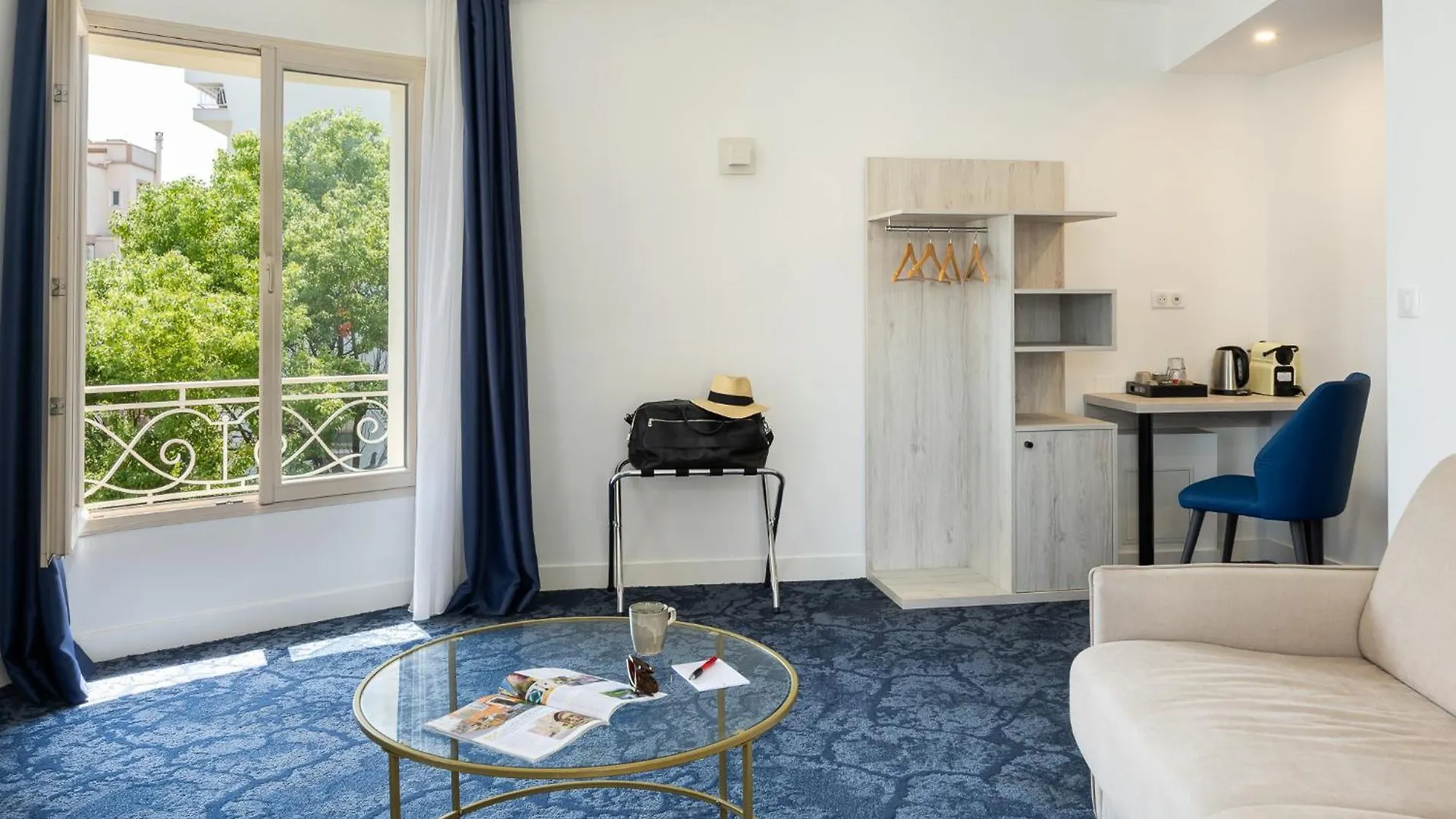 Appart'é Hôtel Cagnes-sur-Mer Hotel