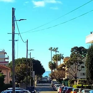 Pas Loin De La Maison d'hôtes