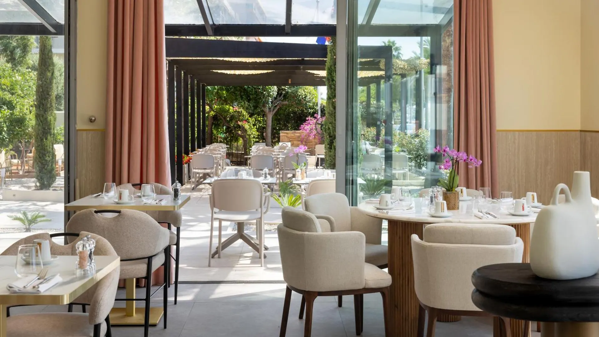 Hotel Royalmar - Nouveau Proprietaire Cagnes-sur-Mer