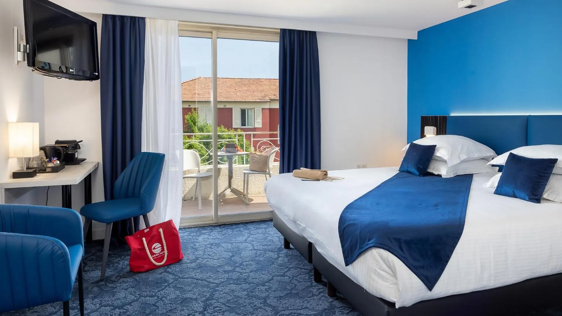 Hotel Royalmar - Nouveau Proprietaire Cagnes-sur-Mer 4*,  France